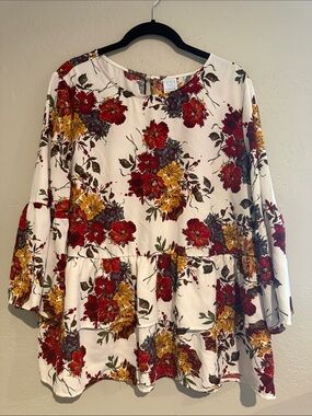 Time and Tru White Floral Tiered Peplum Tunic with Red & Yellow Blooms
